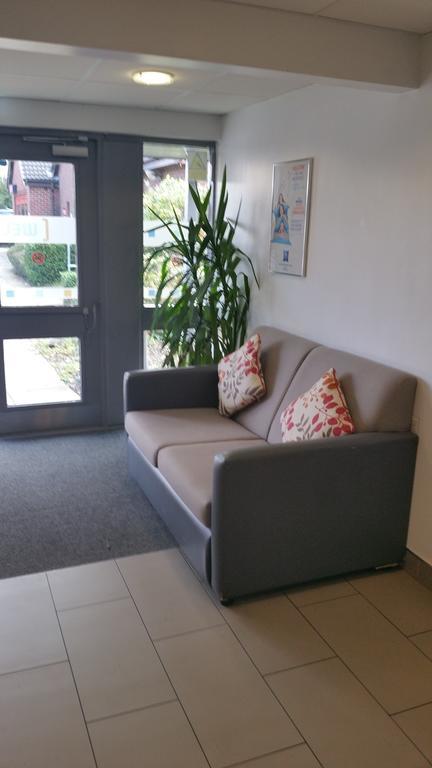 Ibis Budget Knutsford Buitenkant foto